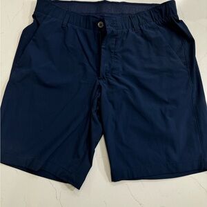 Under armor heat gear, short hybrid material